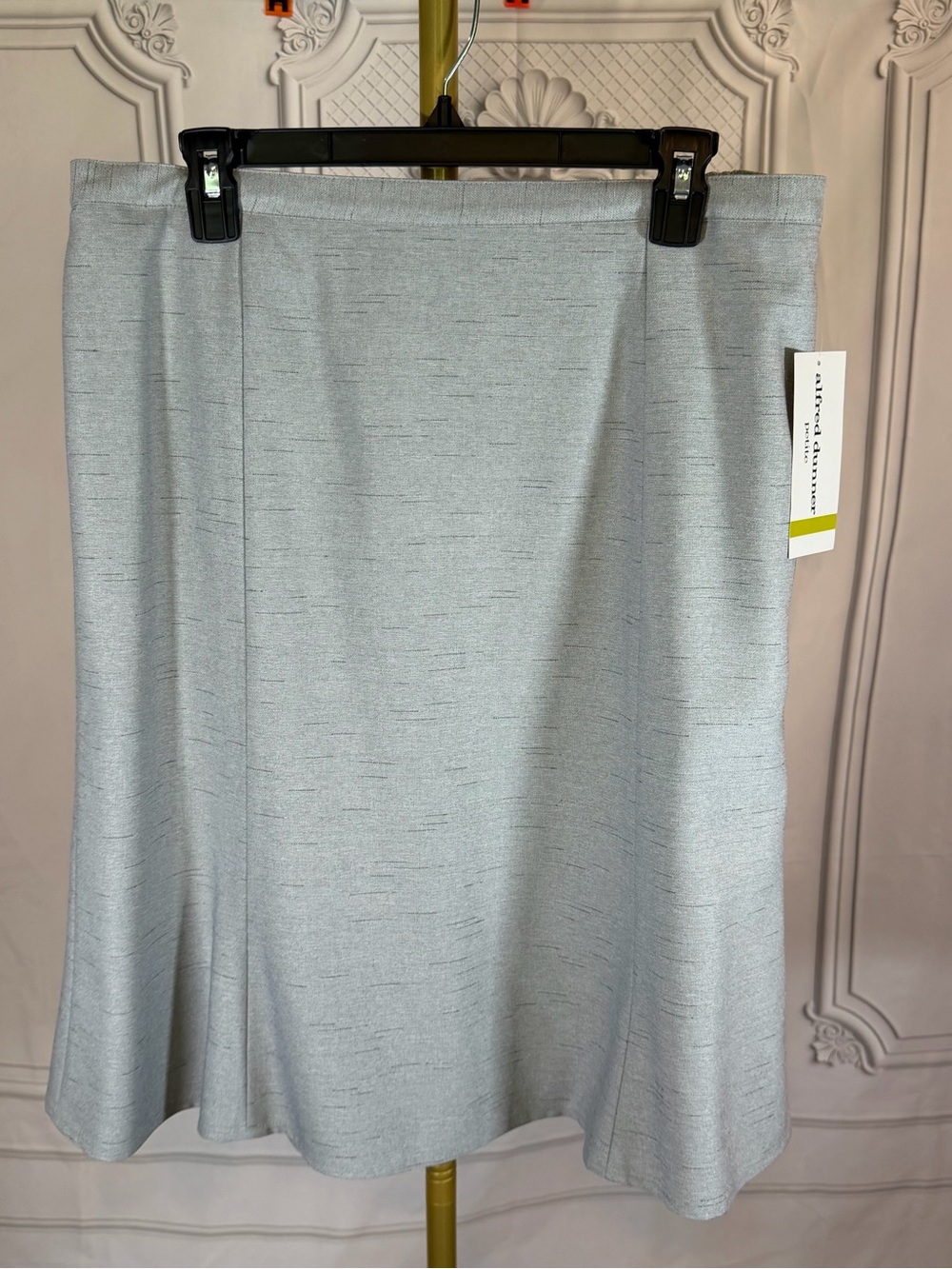 Alfred Dunner Petite Women’s Size 14P Gray  Flared Flounce Skirt New Business